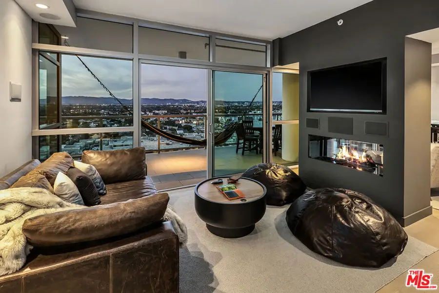13700 Marina Pointe Drive #1620, Marina Del Rey, CA 90292 - #2