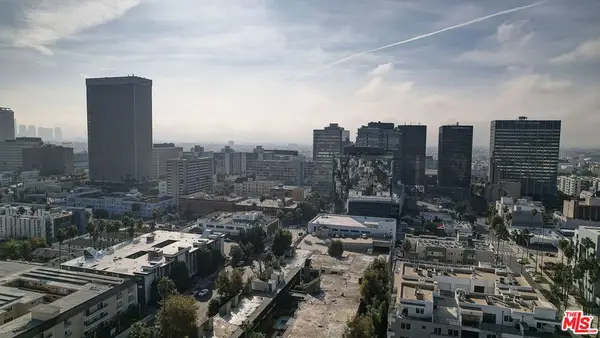 525 S Ardmore Avenue #221, Los Angeles, CA 90020