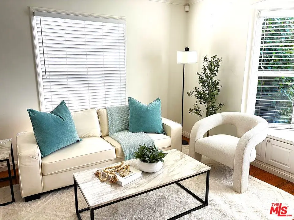 8344 Kenyon Avenue, Los Angeles, CA 90045 - Image #1