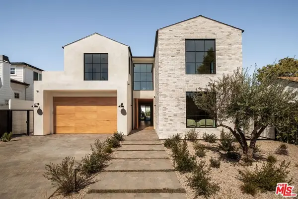 11621 Hesby Street, Valley Village, CA 91601