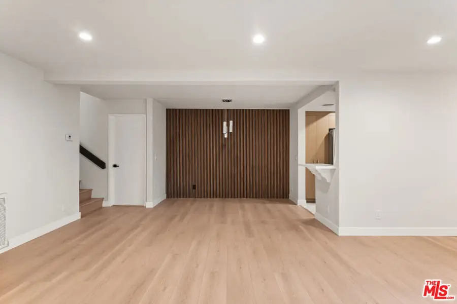 21500 Califa Street #185, Woodland Hills, CA 91367 - Image #3