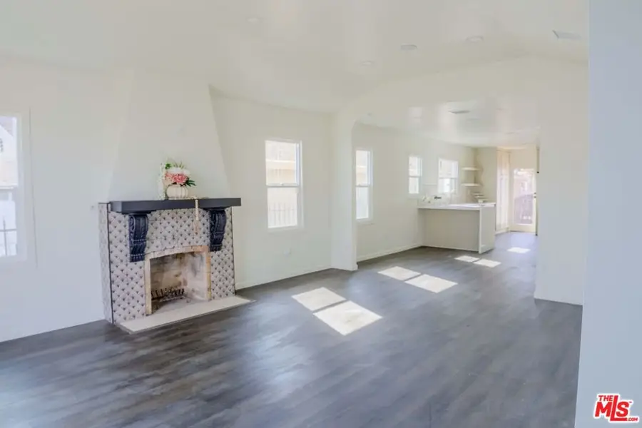 9427 Baird Avenue, Los Angeles, CA 90002 - #2