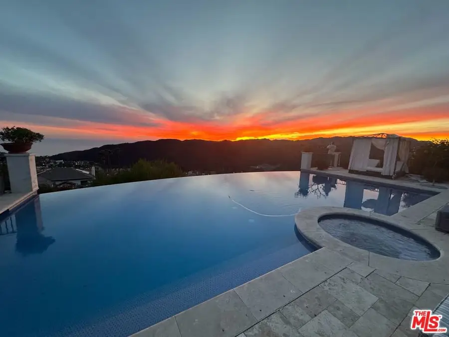 16864 Calle Bellevista, Pacific Palisades, CA 90272 - #2