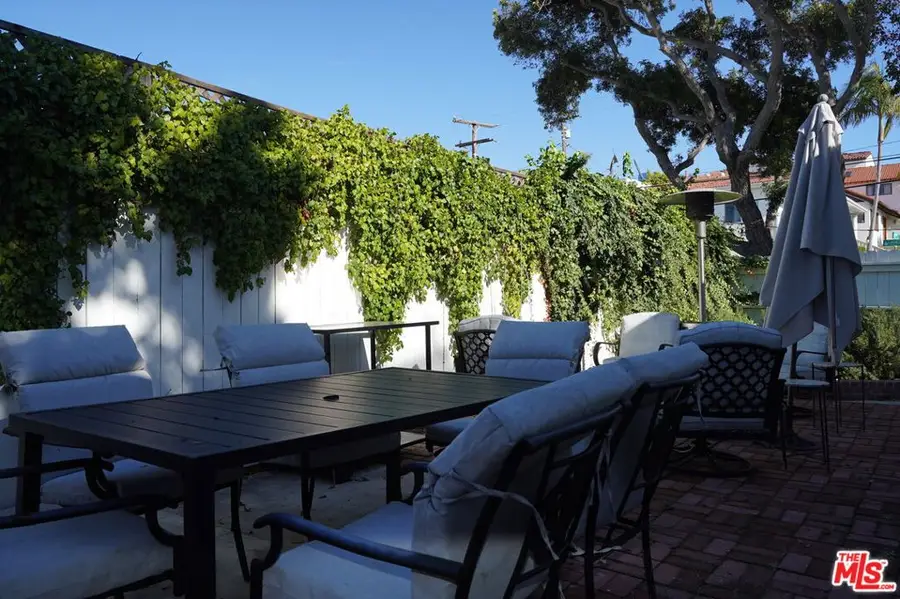 318 S Francisca Avenue, Redondo Beach, CA 90277 - Image #3