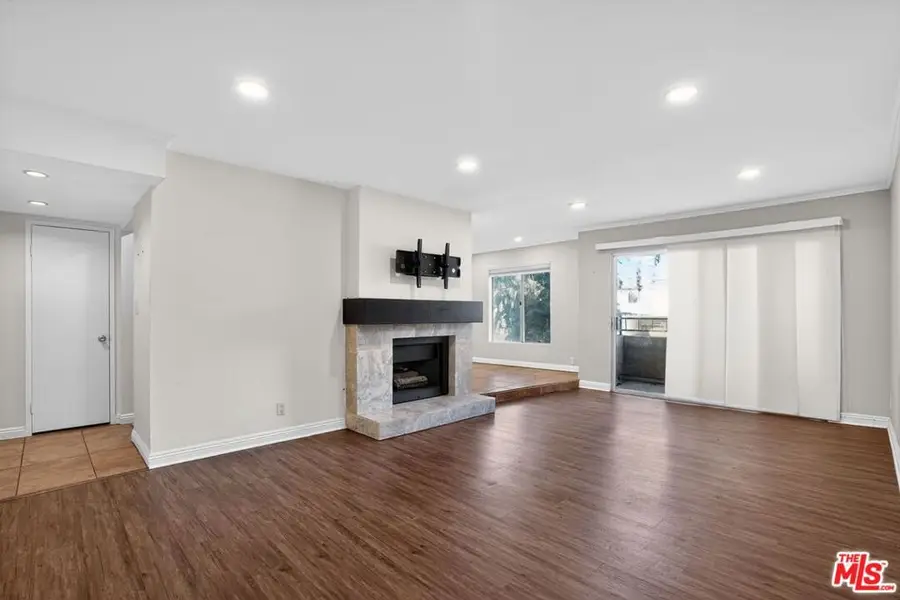 12940 Riverside Drive #101, Sherman Oaks, CA 91423 - #3