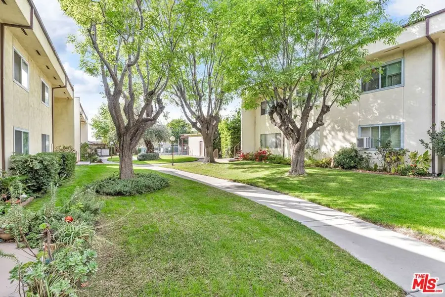 11813 Runnymede #17, North Hollywood, CA 91605 - Image #3