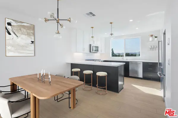 11224 W Lyon Lane, North Hollywood, CA 91606