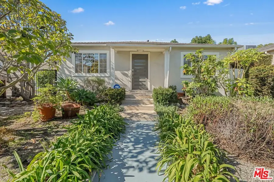 2939 S Oakhurst Avenue, Los Angeles, CA 90034 - Image #2