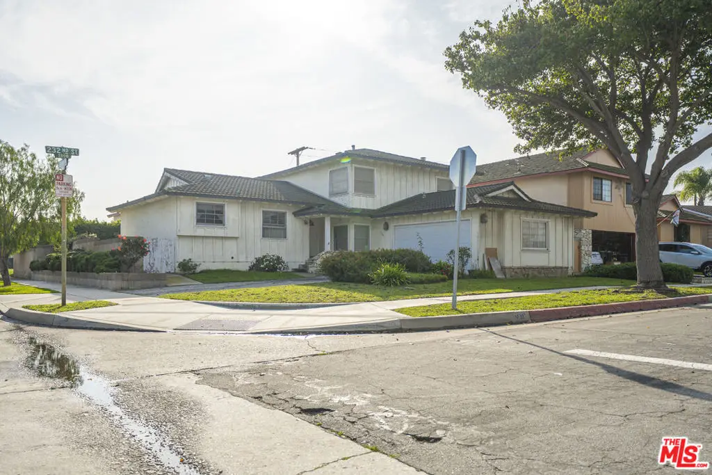 23205 Juniper Avenue, Torrance, CA 90505 - Image #1
