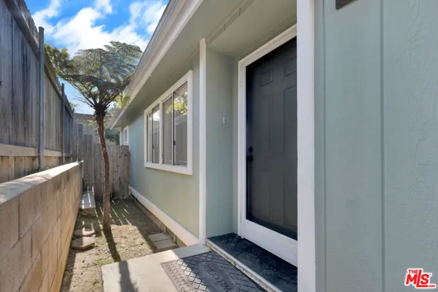 472 Hupa Street, San Buenaventura Ventura, CA 93001 - #3