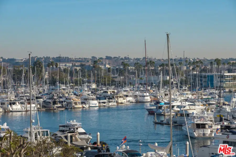 4314 Marina City Drive Drive #320, Marina Del Rey, CA 90292 - Image #3