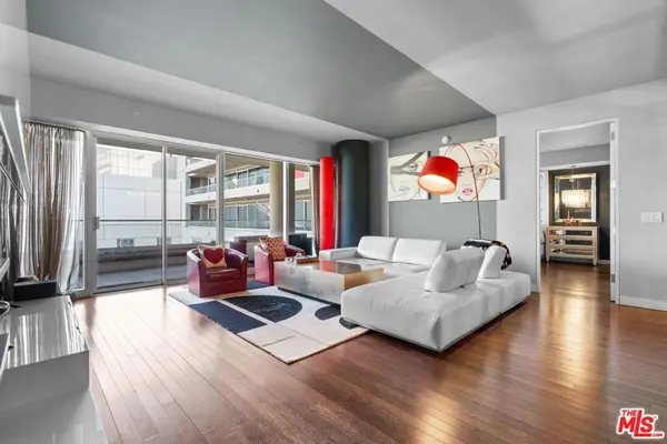 6250 Hollywood Boulevard #12B, Los Angeles, CA 90028