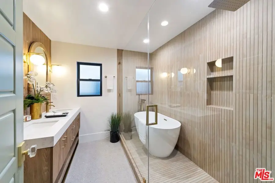 3732 Cherrywood Avenue, Los Angeles, CA 90018 - Image #3