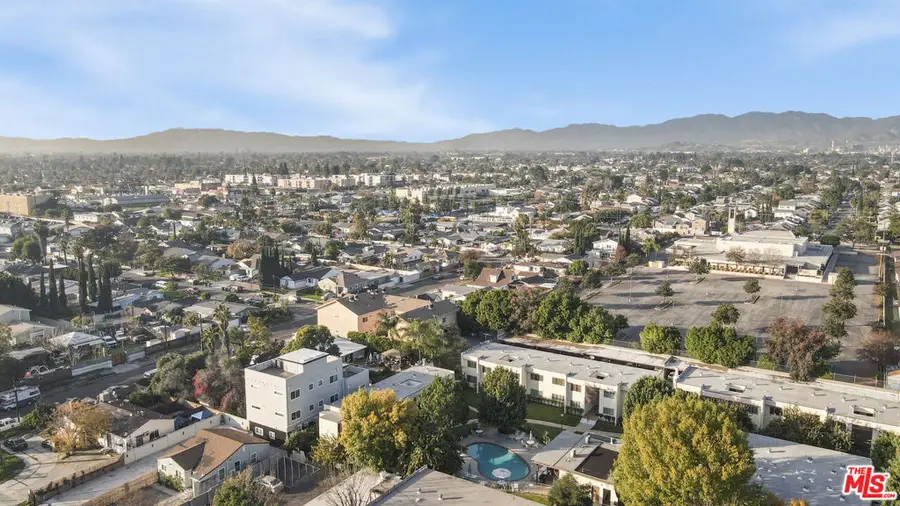 11813 Runnymede #47, North Hollywood, CA 91605 - Image #2