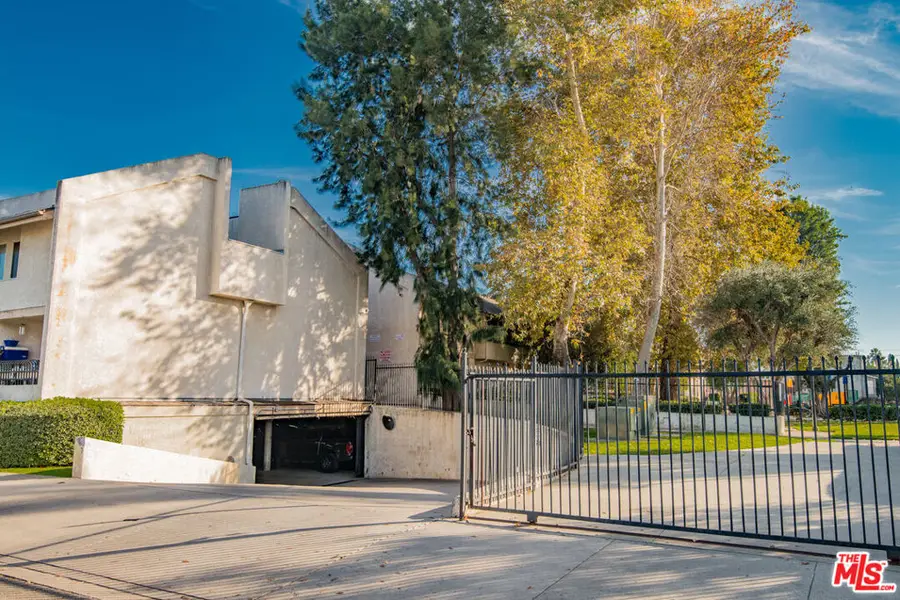 7651 Reseda Boulevard #3T, Reseda, CA 91335 - Image #3