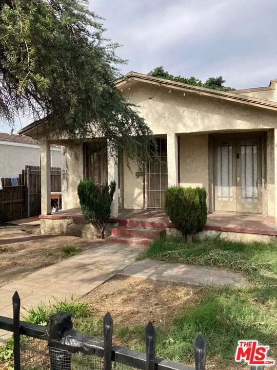 437 East E 93rd Street, Los Angeles, CA 90003