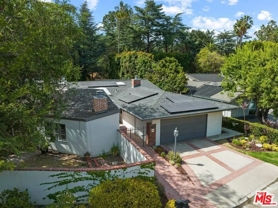 15649 Woodfield Place, Sherman Oaks, CA 91403 - #1