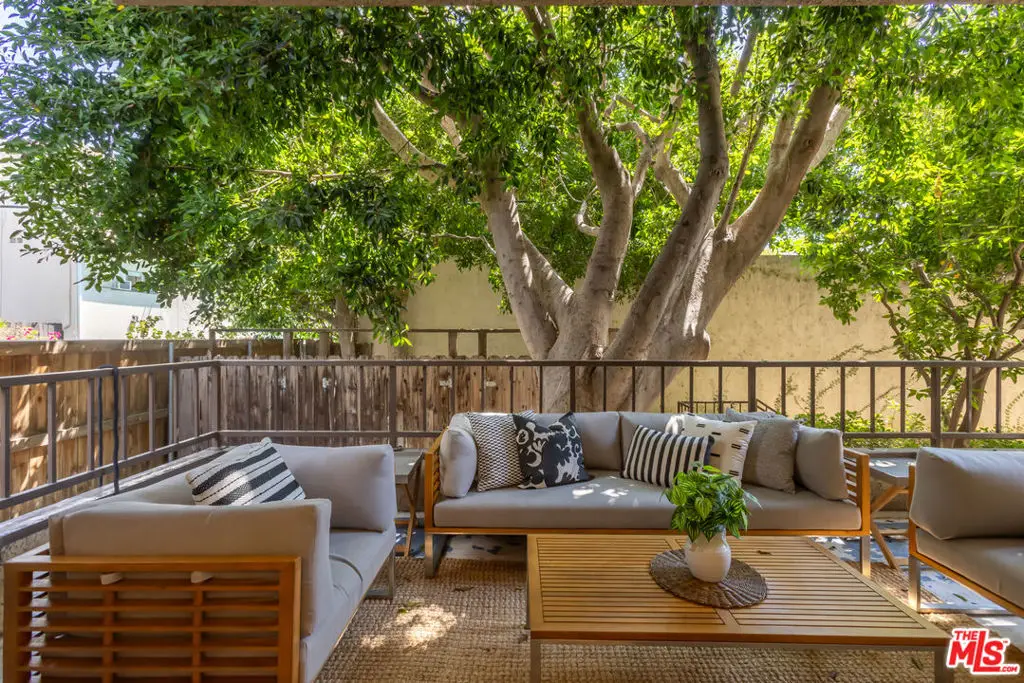 1210 N Kings Road #101, West Hollywood, CA 90069 - Image #1