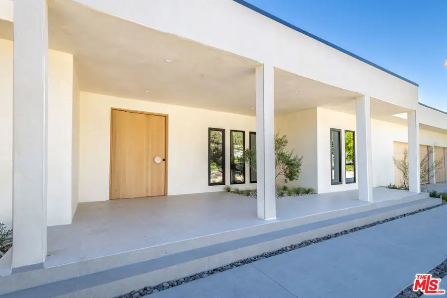 17969 Medley Drive, Encino, CA 91316 - #3