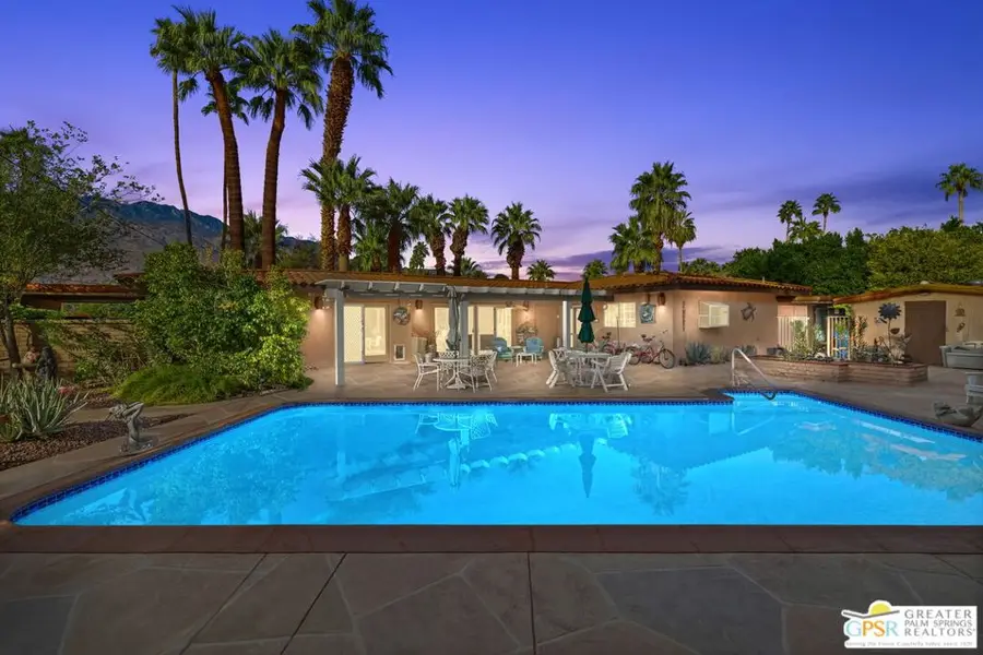 344 N Sunset Way, Palm Springs, CA 92262 - #2