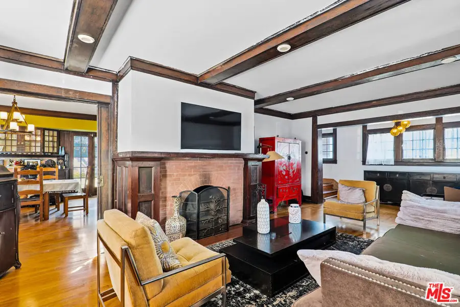 2647 Raymond Avenue, Los Angeles, CA 90007 - Image #3