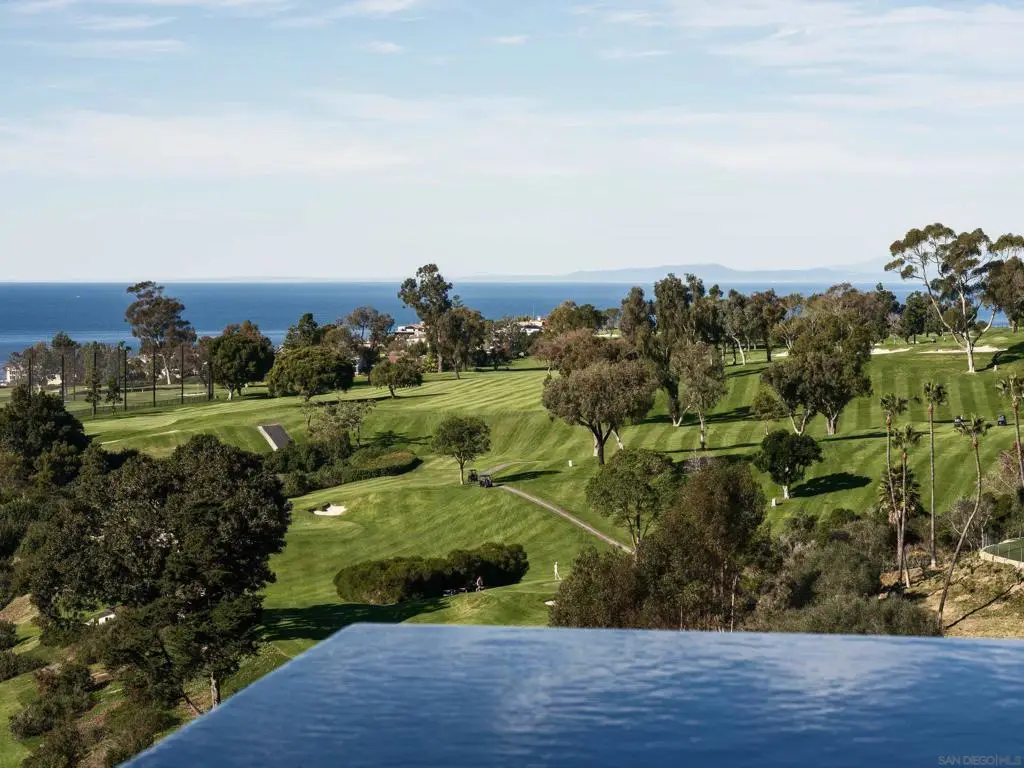 6627 Muirlands Dr, La Jolla, CA 92037 - Image #1