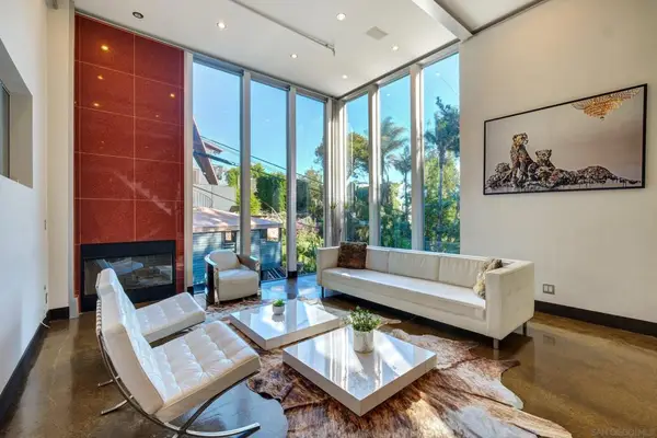 6920 Treasure Trail, Los Angeles, CA 90068