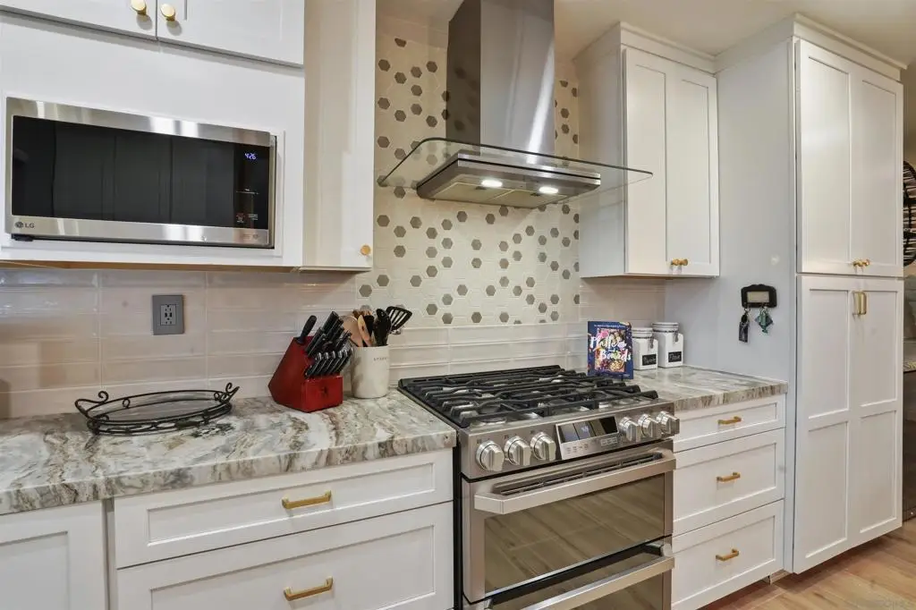 1442 La Linda Drive, San Marcos, CA 92078 - #1