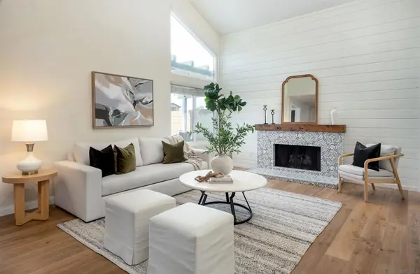 11286 Caminito Aclara, San Diego, CA 92126