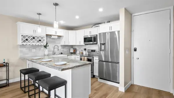 3050 Rue D'orleans #358, San Diego, CA 92110