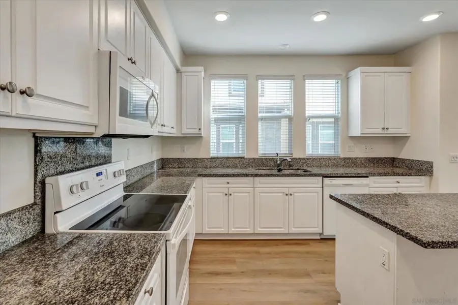 311 Mission Terrace Ave, San Marcos, CA 92069 - #3