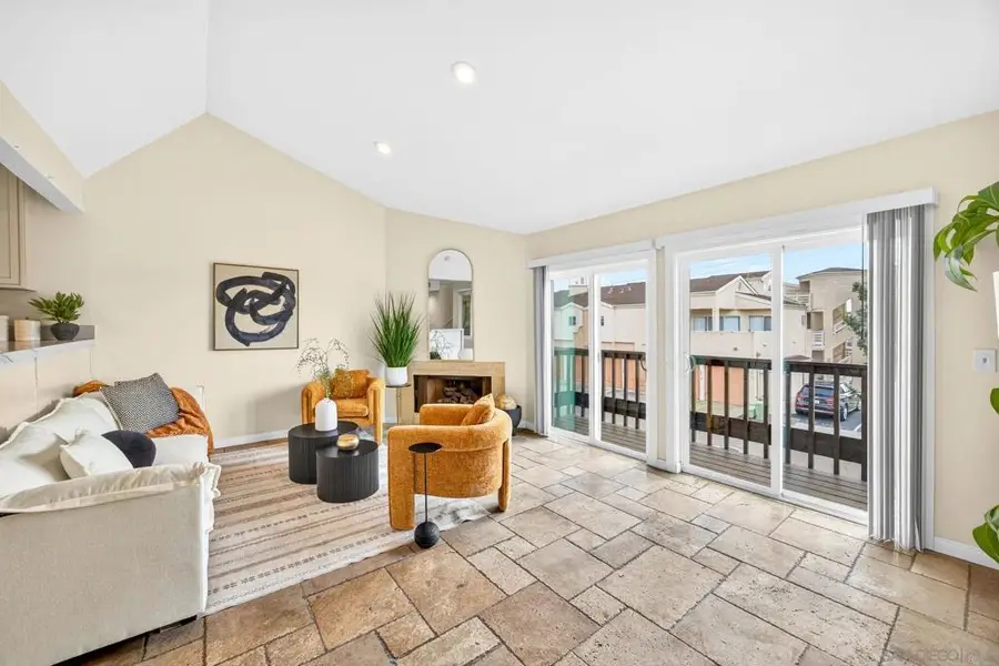 6992 Camino Degrazia, San Diego, CA 92111 - Image #2