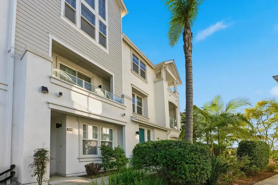 845 Hrbor Cliff Way #305, Oceanside, CA 92054 - Image #3