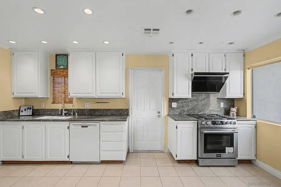 10621 Keith, Santee, CA 92071 - #3