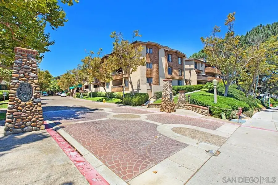 8840 Villa La Jolla Dr #203, La Jolla, CA 92037 - Image #2