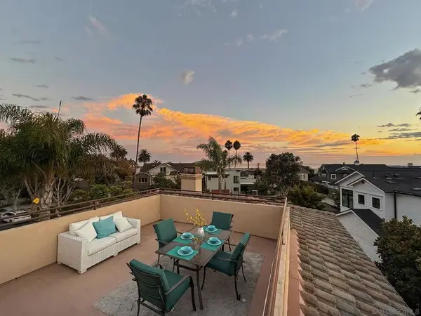 Address Withheld By Seller, Coronado, CA 92118