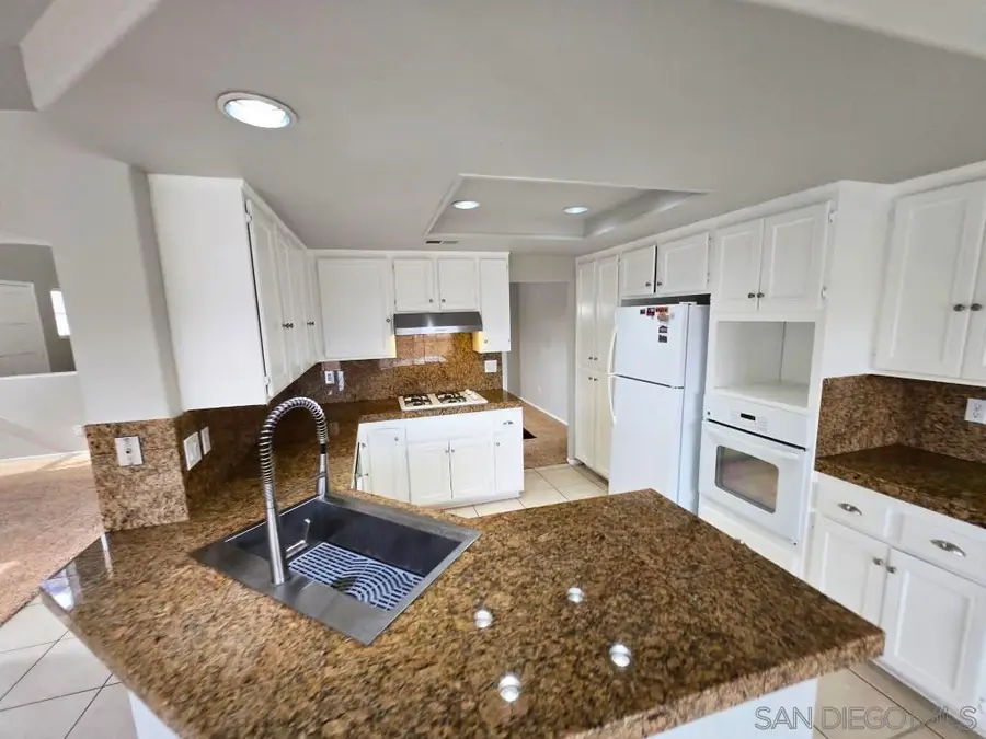 2517 Whispering Palms Loop, Chula Vista, CA 91915 - Image #3