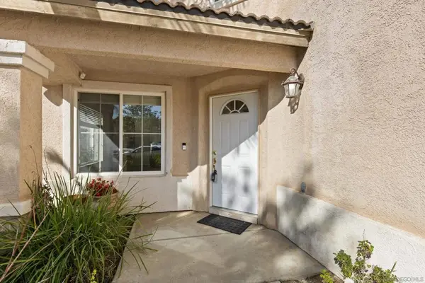 609 Jacks Creek Road, Escondido, CA 92027