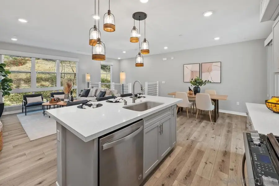 2900 Via Alta Pl, San Diego, CA 92108 - Image #2