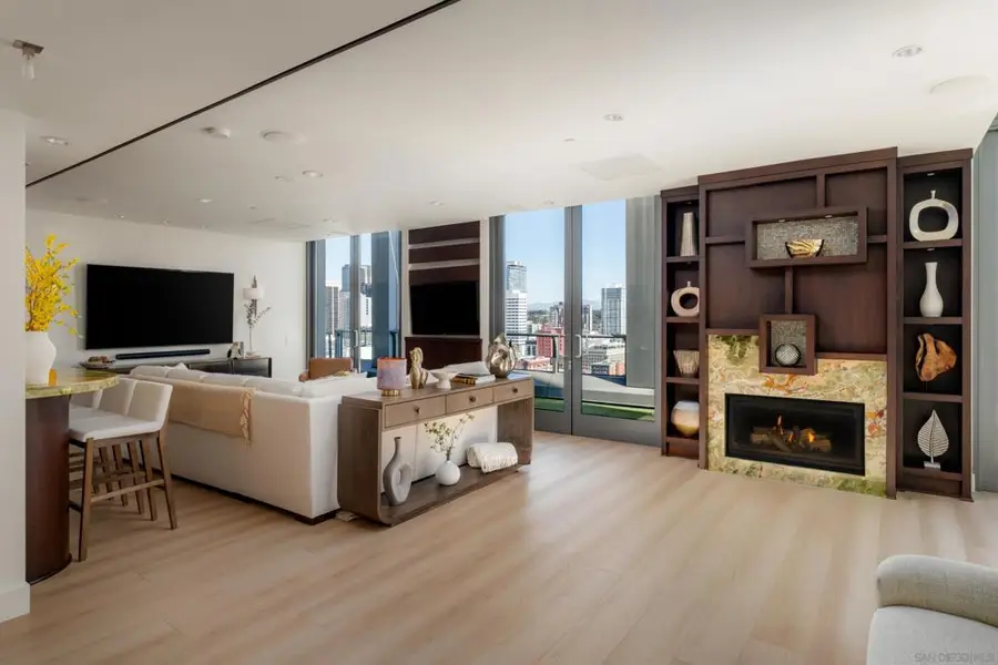 645 Front St #2204, San Diego, CA 92101 - #3