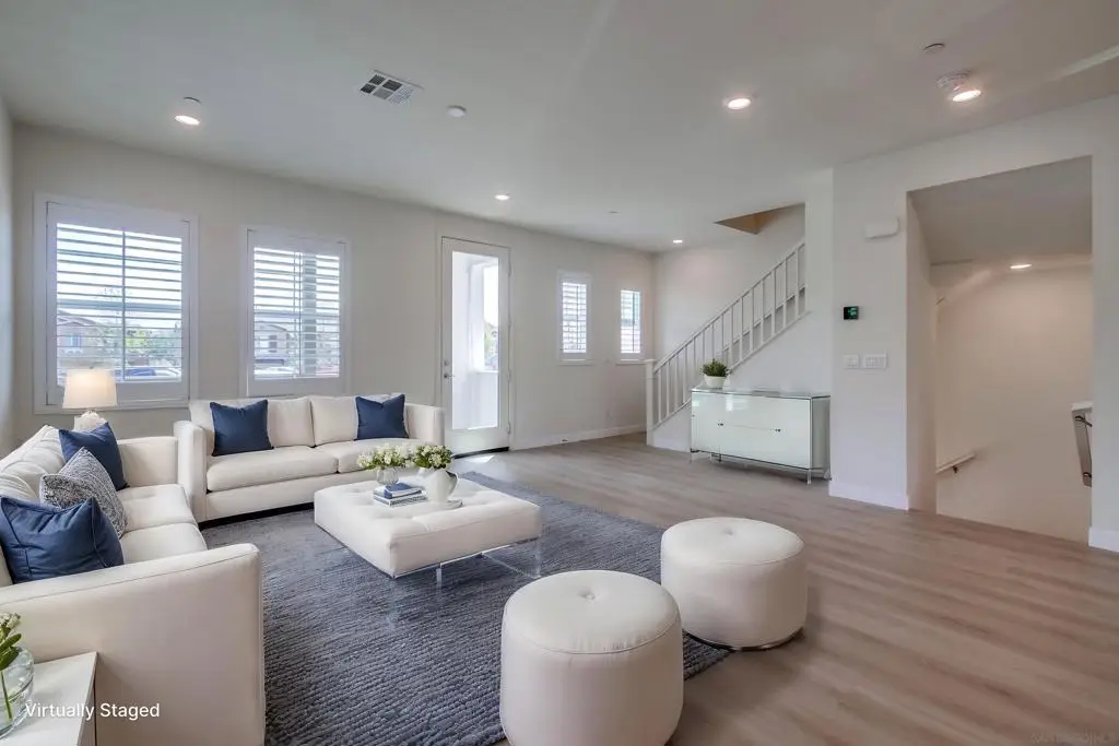 6012 Village Center Loop Rd #38, San Diego, CA 92130 - Image #1