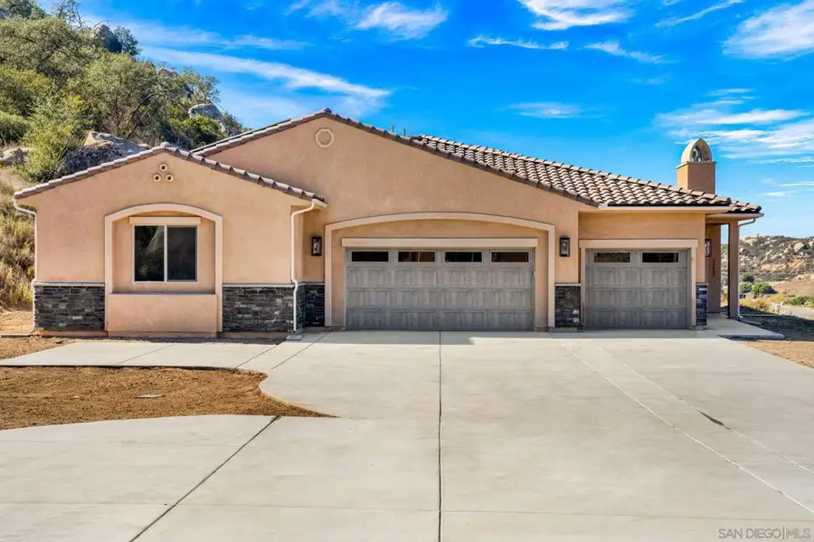 12635 Via Vigneto, Lakeside, CA 92040 - Image #2
