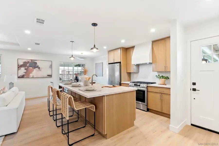 4216 Posey Pl, San Diego, CA 92105 - #3