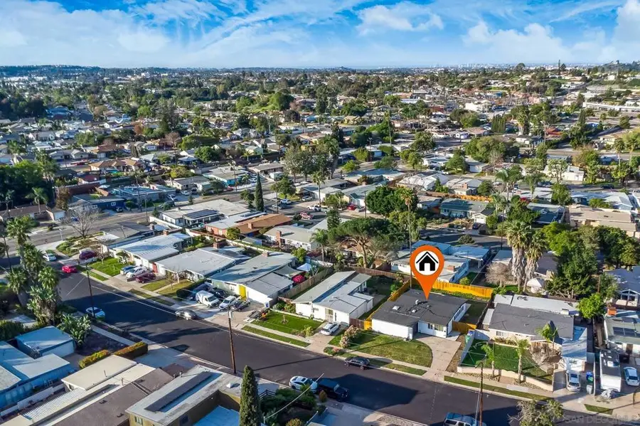 6252 Lake Albano Ave, San Diego, CA 92119 - #2
