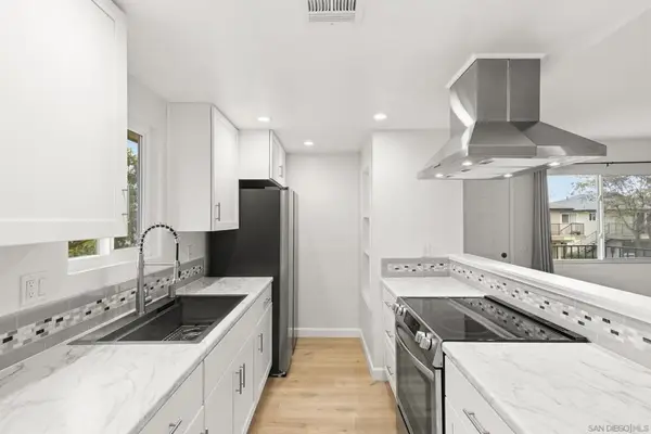 9855 Mission Greens Ct #4, Santee, CA 92071