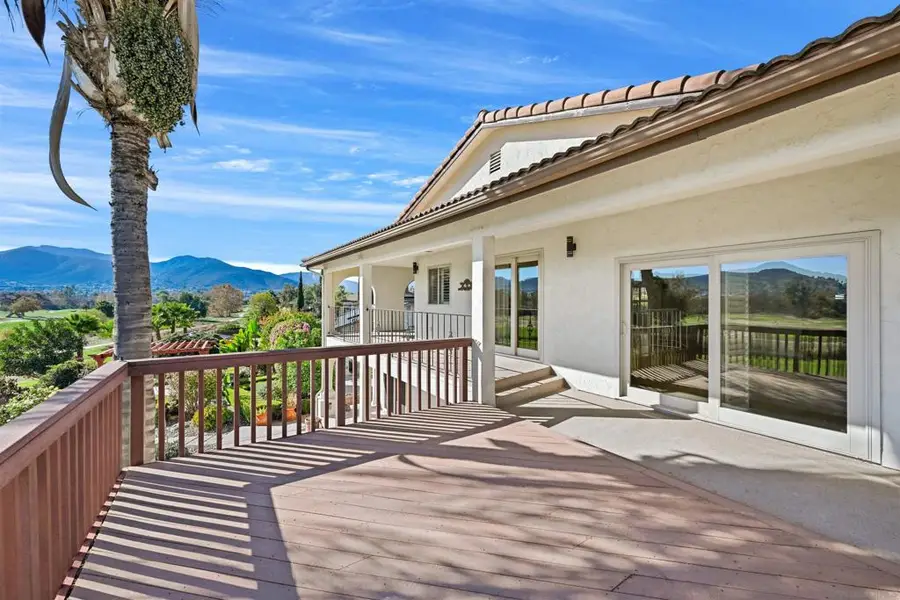 9219 Inverness Rd., Santee, CA 92071 - #3