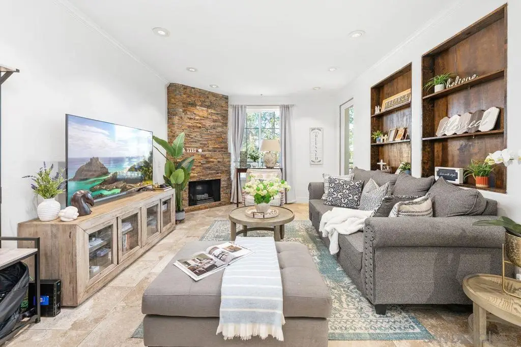 12366 Carmel Country Rd #207, San Diego, CA 92130 - #1