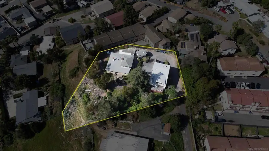 702 704 E Vista Way, Vista, CA 92084 - #3