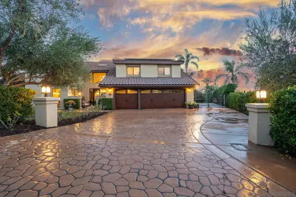 13723 Vista Poniente Drive, Poway, CA 92064