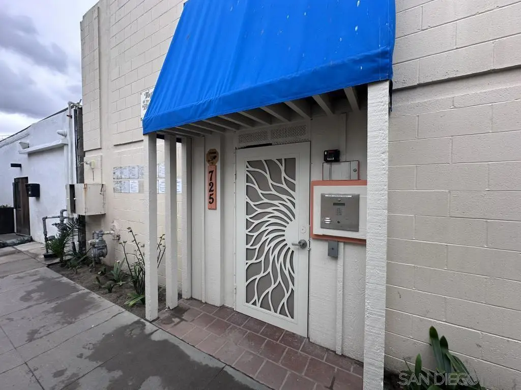 725 Redondo Ct #22, San Diego, CA 92109 - #1